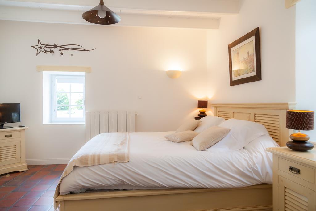 Bed and Breakfast Le Soleil Et Les Etoiles Saint-Sauveur-d'Aunis Exteriér fotografie
